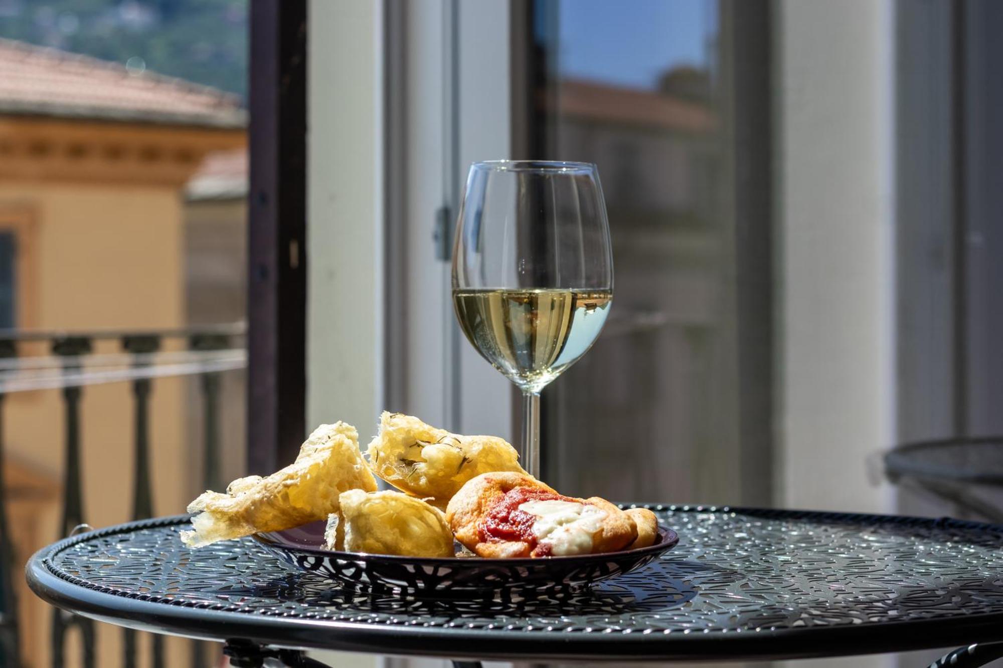 Oldoini Luxury Apartment And Suites La Spezia Luaran gambar