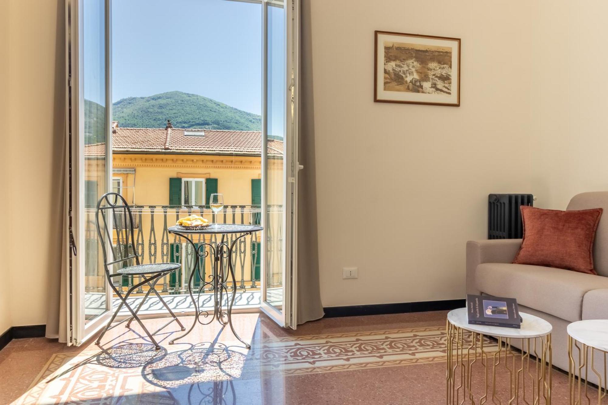 Oldoini Luxury Apartment And Suites La Spezia Luaran gambar