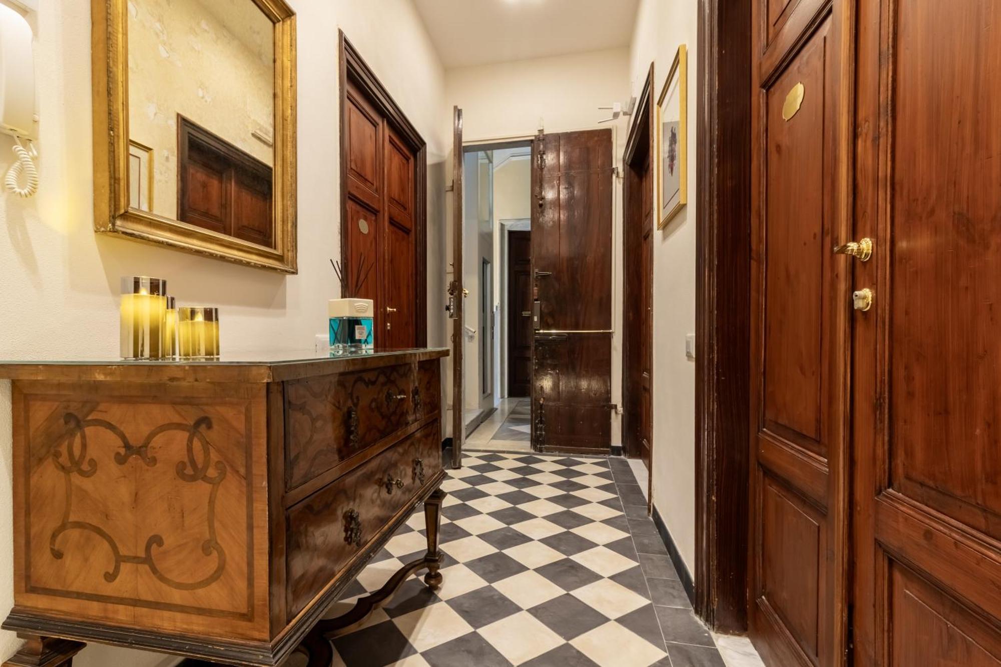 Oldoini Luxury Apartment And Suites La Spezia Luaran gambar